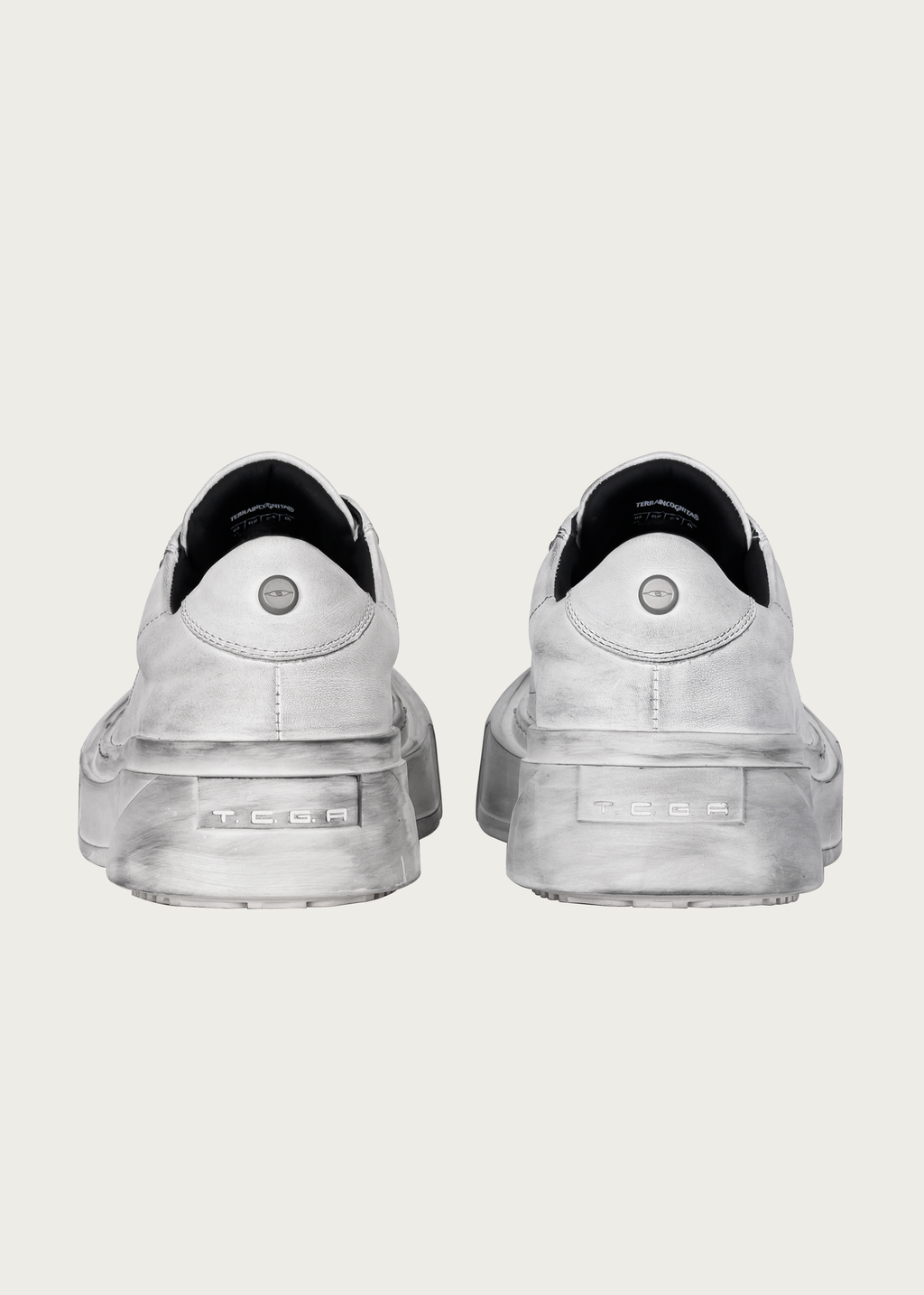 Lake moon skateboard shoes Dirty white