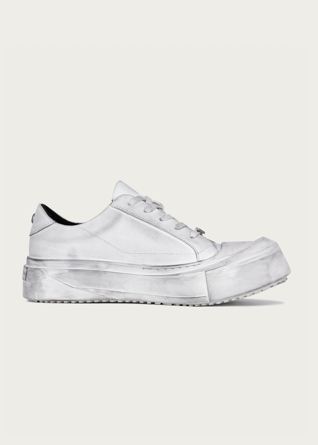 Lake moon skateboard shoes Dirty white