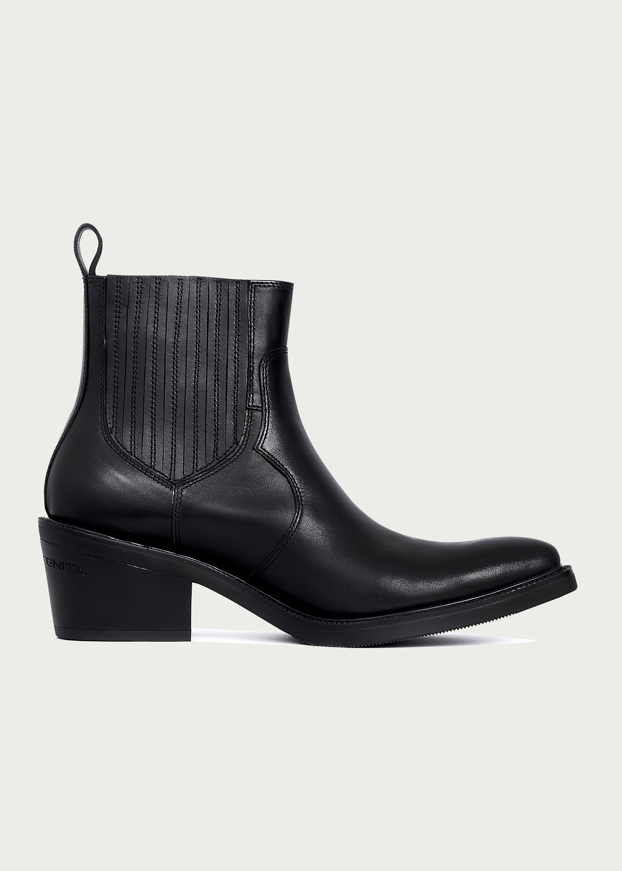 Chelsea boots Pointed-toe Calfskin Obsidian black