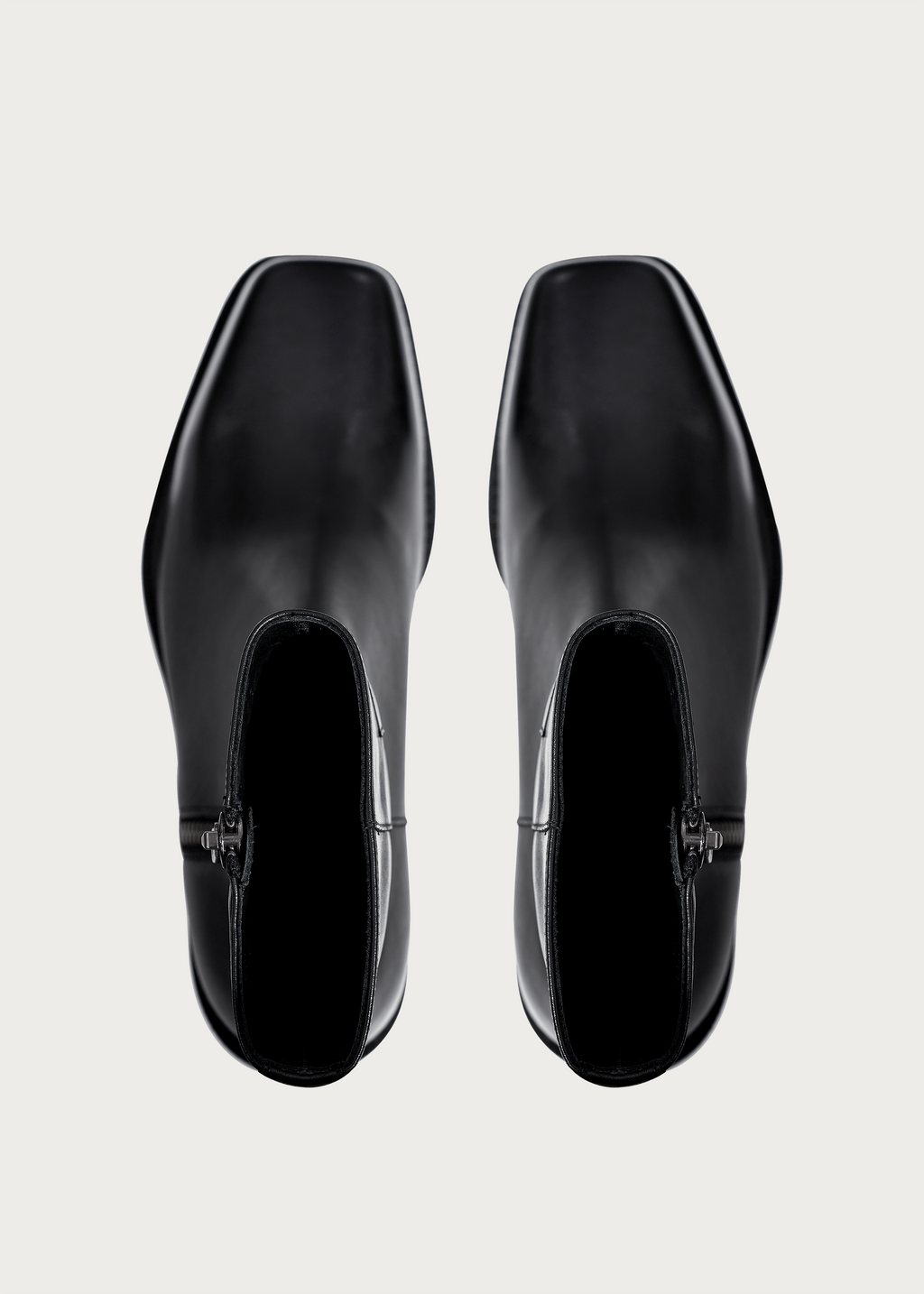 Chelsea boots Square-toe Black